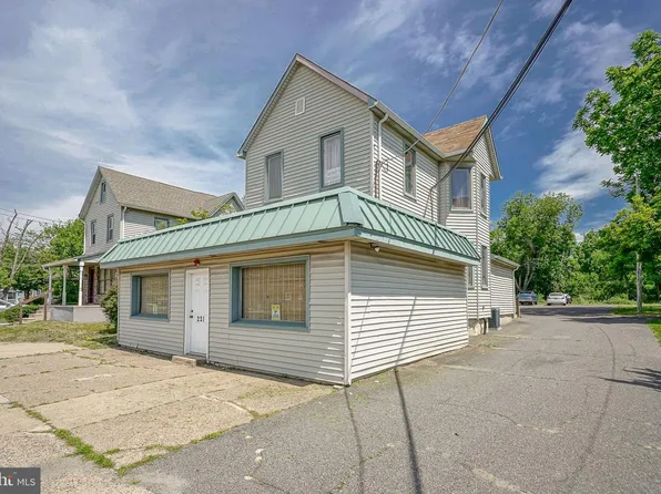221 White Horse Pike, Clementon, NJ 08021