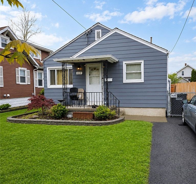 1st image of 814 92nd St