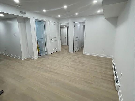 5th image of 121 Micklefield Ave #Basement