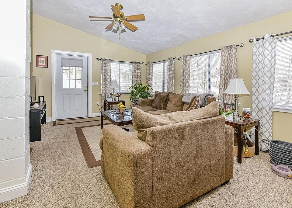 1st image of 21 Norton Ave #2
