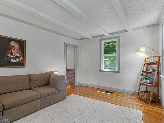 3rd image of 3023 Harford Rd