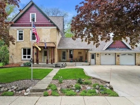 210 S Milwaukee St, Theresa, WI 53091