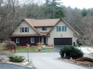 214 Coachmans Ct, Asheville, NC 28803