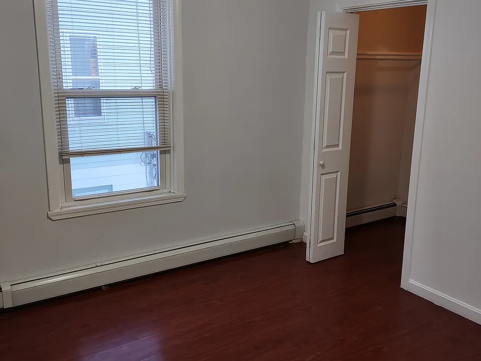 66 Baldwin St #2