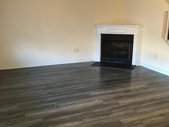 5th image of 117 Lynch Cir #117