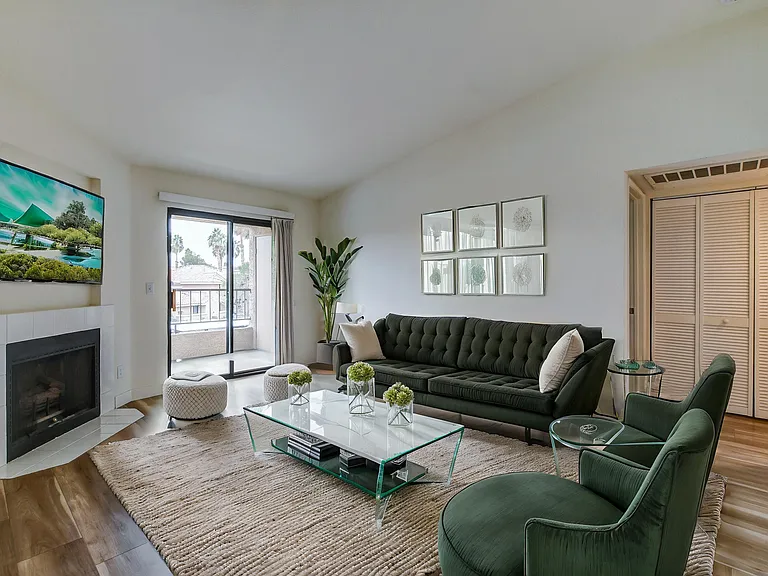Legacy Pointe — Photo 23