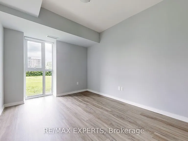 3237 Bayview Ave #102 — Photo 23