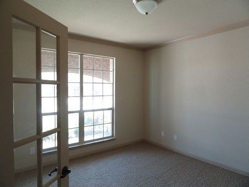 3rd image of 2813 Los Osos Dr