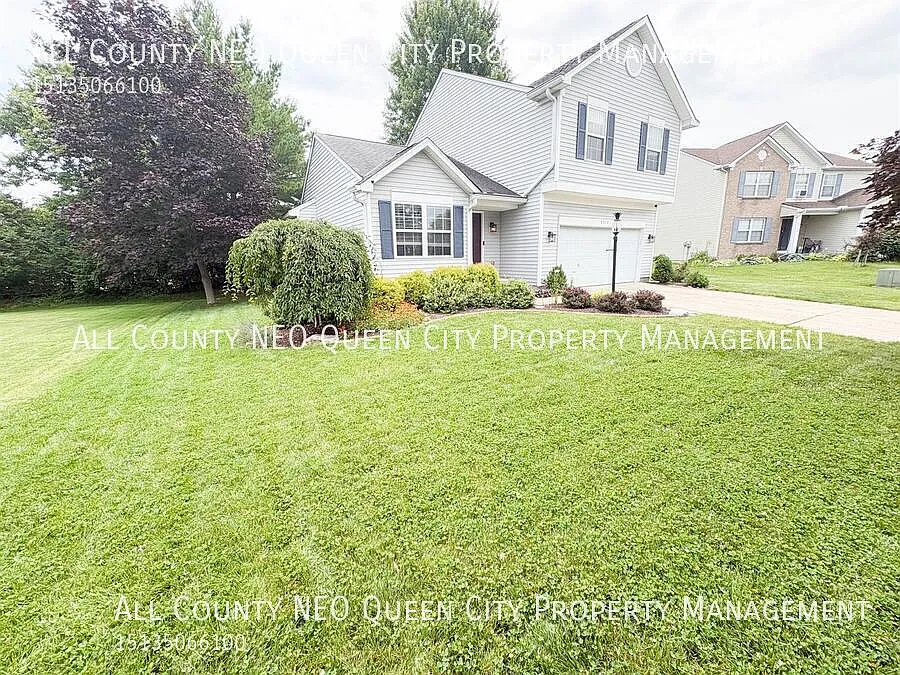Beautiful 3 Bed, 2.5 Bath Home with Finished Basement! — Photo 3