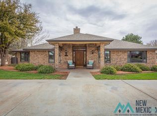 14 Granite Cir, Roswell, NM 88201