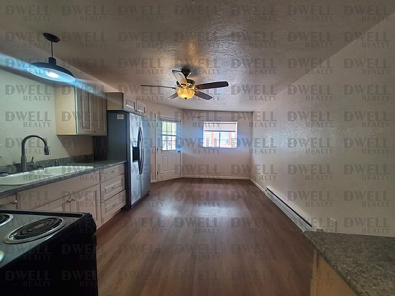 4th image of 121 Ruxton Ave #202