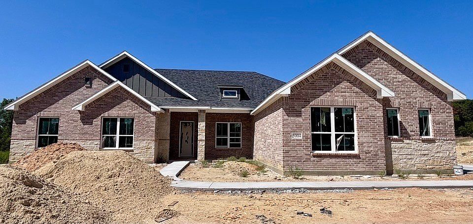1st image of 5004 Veal Station Rd