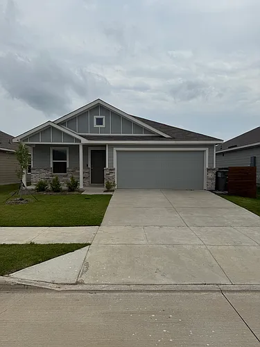 319 Ashbrook Way Photo 1