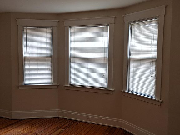 5th image of 6117 Gladys Ave #1