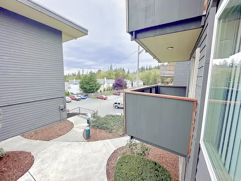 Northwood Apartments — Photo 30