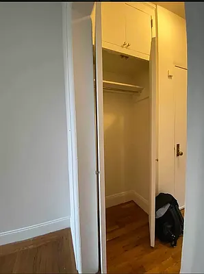 Rented by Urban Real Estate Property Group Inc | media 8