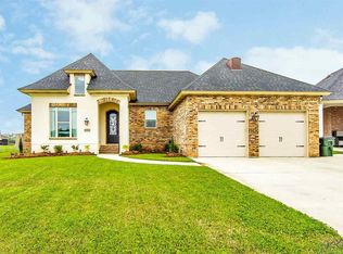 330 Tigerlily Dr, Houma, LA 70360