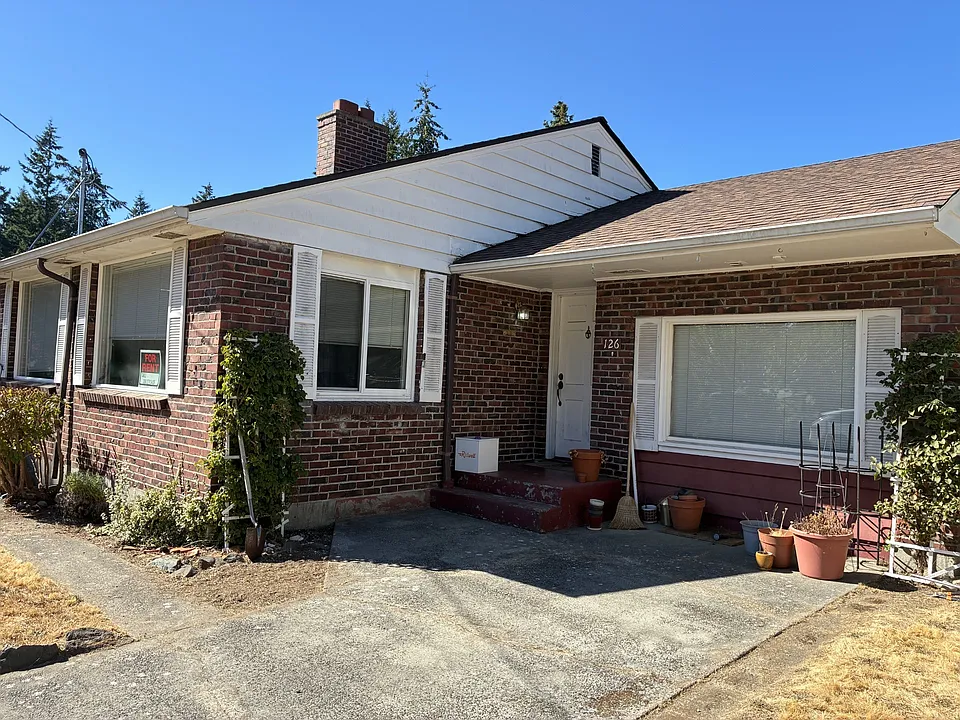 126 NW 135th Pl