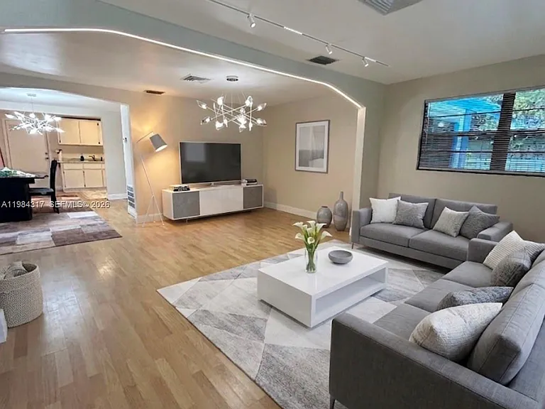 8866 SW 126th St — Photo 3