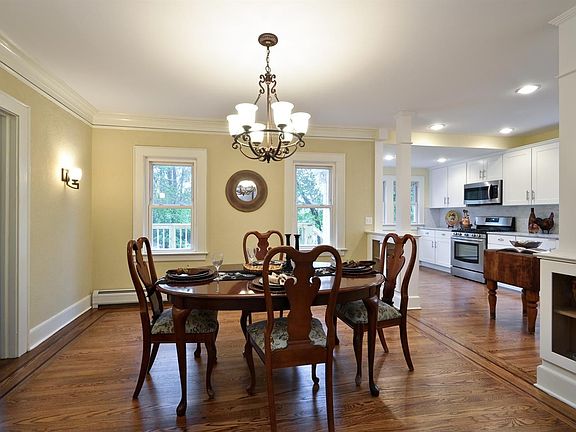5th image of 27 Grandview Pl