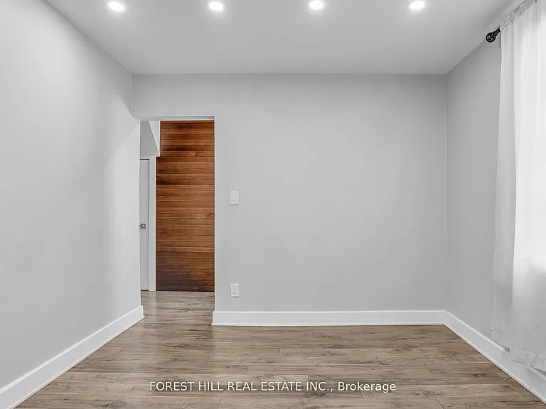 22 Harvey St — Photo 6