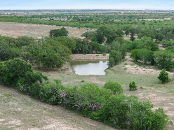9765 State Park Rd, Lockhart, TX 78644