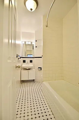 Rented by Keller Williams NYC | media 7