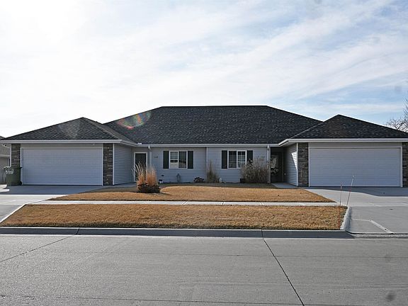 2nd image of 1111 W Meadow Ridge Rd