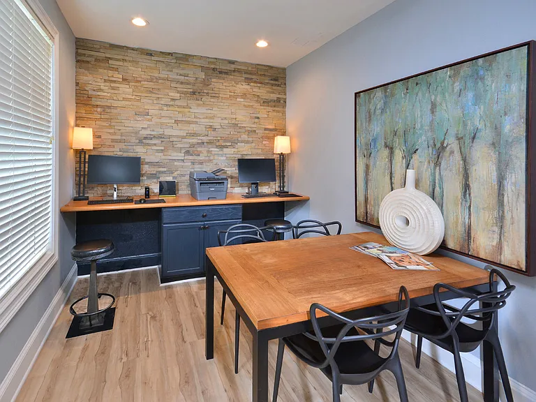 Cambridge Park Apartments — Photo 37
