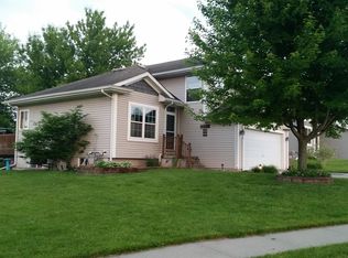 505 Fawn Cir, Pleasant Hill, IA 50327