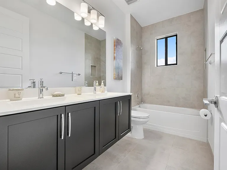 10585 Cobalt Ct — Photo 41