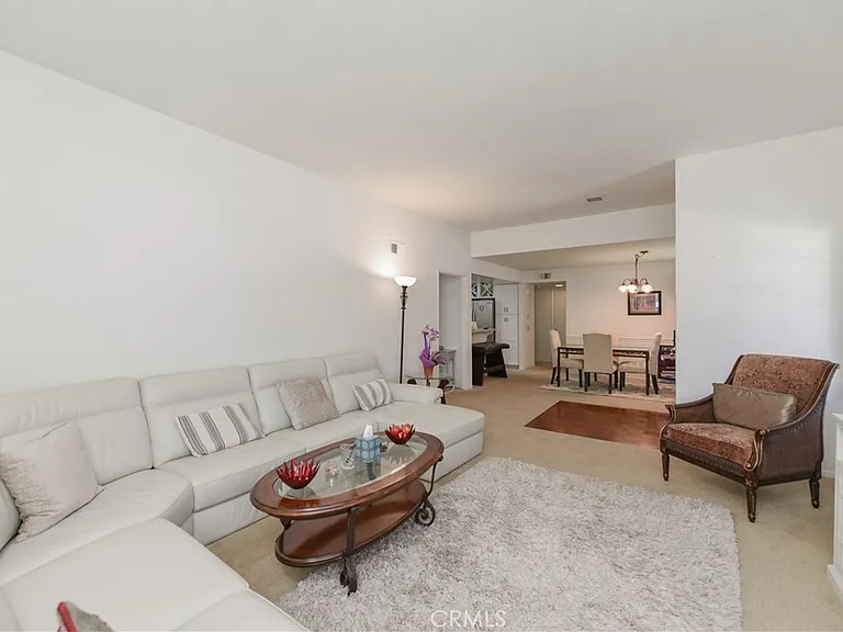 45 Greenfield #52 — Photo 3
