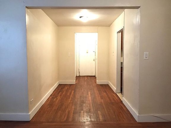 4th image of 250 Clarkson Ave APT 301