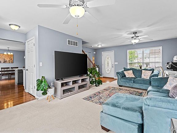 3rd image of 3009 Blackwood Dr