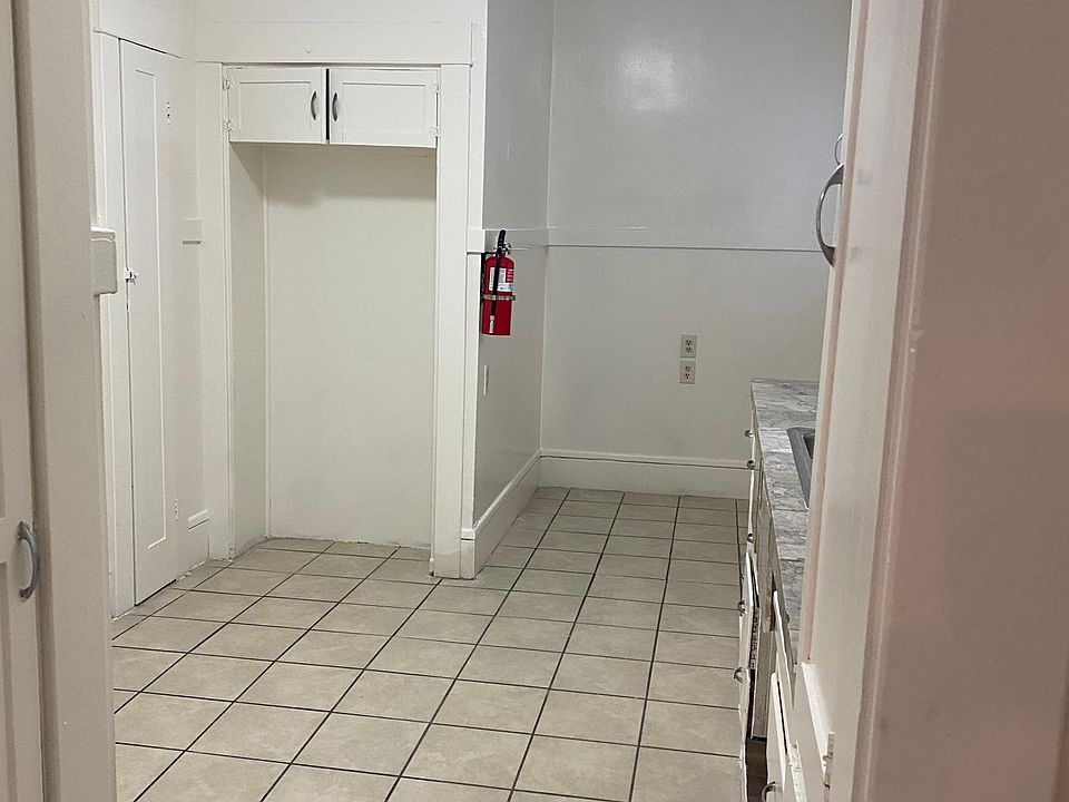 2nd image of 31 E Willow St #31