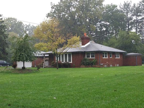3rd image of 23241 Mapleridge Dr