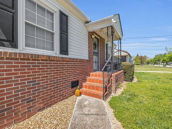 5th image of 3827 Atlanta Dr