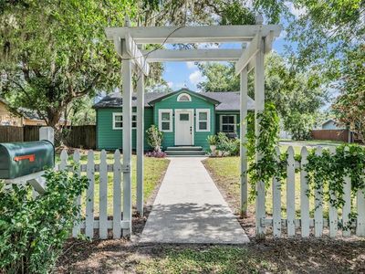 1201 E Hanna Ave, Tampa, FL, 33604