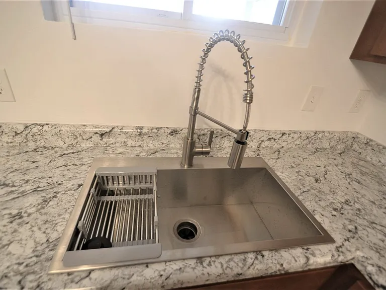 610 Union St #1 — Photo 6