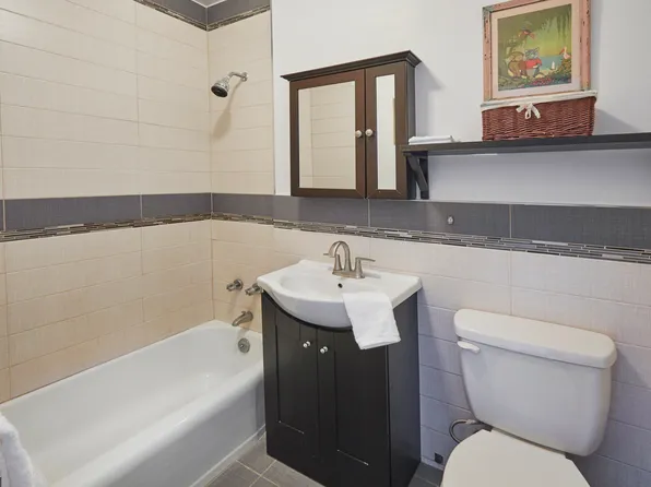 2621 Palisade Avenue image 7 of 15