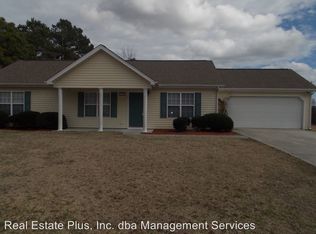 156 Corinth Dr, New Bern, NC 28562