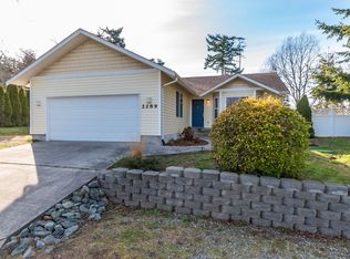 2289 Williams Rd, Oak Harbor, WA 98277