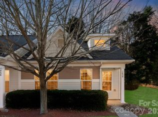 1438 Harpers Inlet Dr, Clover, SC 29710