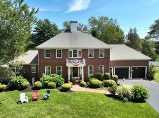 108 Pleasantwoods Ln, Hanover, MA 02339