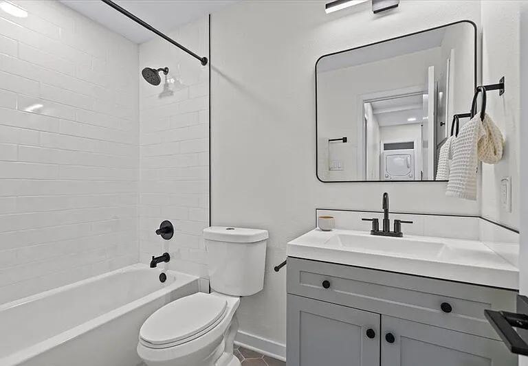 3438 Willowrun Dr #C — Photo 12