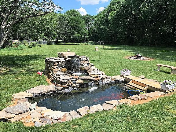 5th image of 607 Windwood Dr