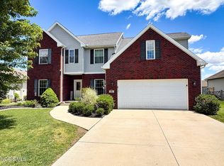 1701 Spring Forest Dr, Oregon, OH 43616