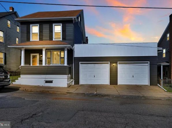 120 N Cleveland St, McAdoo, PA 18237