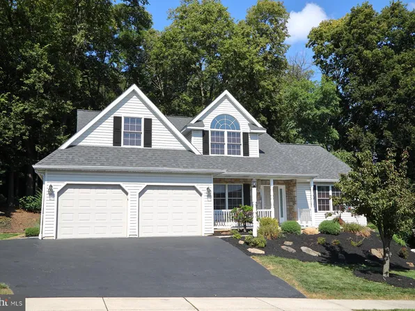 242 Bethel Dr, Lancaster, PA 17601