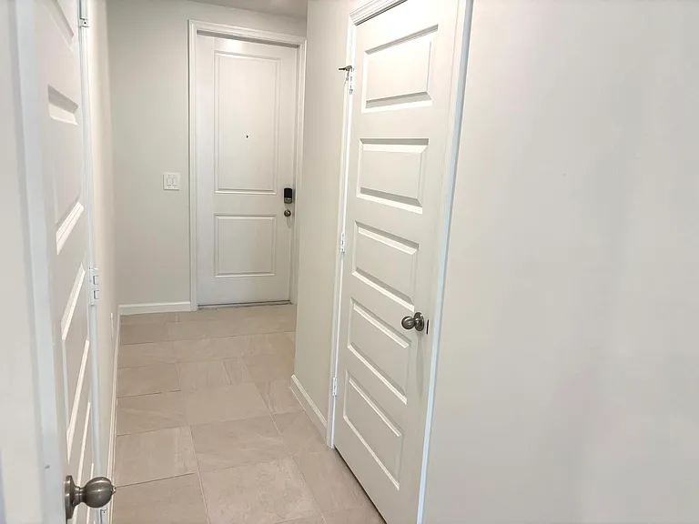 12949 SW Forli Way — Photo 6